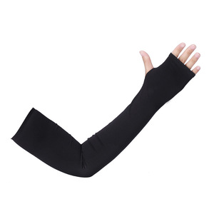 Manchons de protection solaire personnalisés pour le sport (volley-ball, football, cyclisme) pour hommes et femmes - Product Image 1