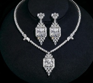 Entièrement glacé Moissanite diamant couleur blanche collier beau collier excellente coupe collier à la mode cadeau pour les femmes - Product Image 2