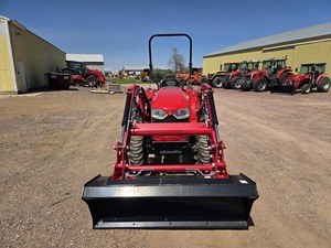 รถแทรกเตอร์ขนาดเล็ก Massey Ferguson FX2407 เครื่องยนต์ดีเซล สำหรับงานเกษตรกรรม พร้อมที่ตักด้านหน้า - Product Image 4
