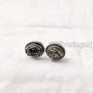 Boucles d'oreilles clous pour femmes, pierre précieuse naturelle pyrite brute, boucles d'oreilles clous bohèmes, bijoux faits à la main, boucles d'oreilles clous en argent sterling 925 - Product Image 5