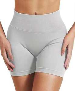 Pantalones cortos de yoga sin costuras con logotipo personalizado para mujer, transpirables y amigables con la piel para gimnasio, deporte, entrenamiento, teñido liso - Product Image 6