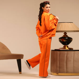 Conjunto Deportivo Casual de Dos Piezas para Mujer, Top Deportivo de Manga Larga con Cierre y Pantalones Largos, Alta Calidad OEM, Venta al Por Mayor, 2026 - Product Image 4