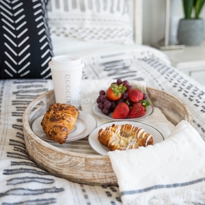 Luxury Wooden <b>Tray</b> Set in Elegant White Color with Sleek Rectangular Shape and Modern Design Perfect for Stylish Home Decor - Product Image 2