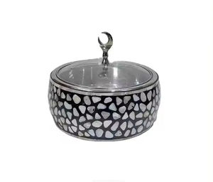 Olla caliente de latón con hermosos detalles de incrustaciones Cazuela de diseño admirable para servir bodas y accesorios de cocina de alta gama - Product Image 3