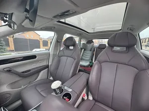 SUV 2023 C 1 1 AWD con Doble Motor, Batería de Litio R18, Asientos de Cuero, 6 Plazas, Techo Panorámico, Cámara Trasera - Product Image 4