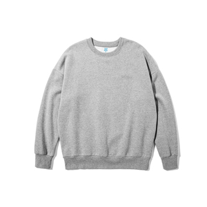 ... Sudadera de algodón unisex con diseño de color sólido limpio y ajuste cómodo, ideal para etiquetado personalizado y pedidos a granel - Product Image 2