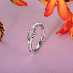 Bague de mariage pour femme Jeulia Eternal Love Knot - Argent sterling avec placage rhodium et pierre en zircon - Product Image 4