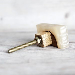 Pomo de Puerta de Resina de Madera Blanca y Marrón, Color, Forma y Tamaño Personalizados, Hecho en India - Product Image 5