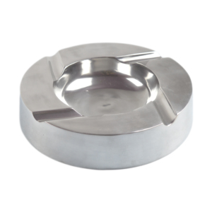 Bandeja para Cigarrillos Redonda con Acabado Plateado Estético en Varios Diseños Atractivos de Metal Sólido para - Product Image 1