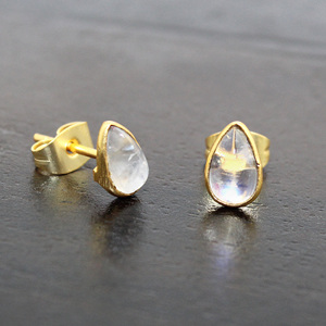 Delicate Natural White Rainbow Moonstone Pear Shape 5x7MM 24k Gold Plated Bezel <b>Stud</b> <b>Earrings</b> For <b>Girls</b> Women Wholesale Jewelry - Product Image 3