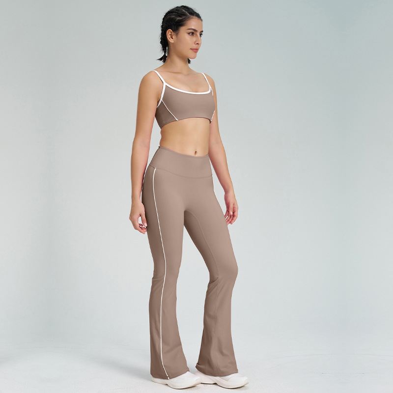 Conjunto de sujetador y pantalón acampanado caqui
