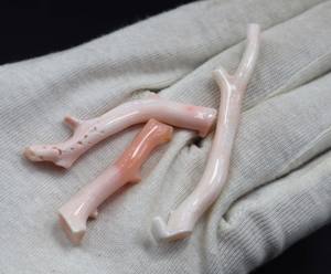 Grand bâton de corail blanc japonais pierre précieuse en vrac peau d'ange corail poli brut fabrication de bijoux de qualité supérieure - Product Image 4