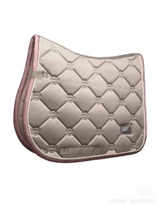 Almohadilla de sillín de doma Juego matchy Algodón ecológico Outshell Color personalizado Logotipo de alta calidad - Product Image 3