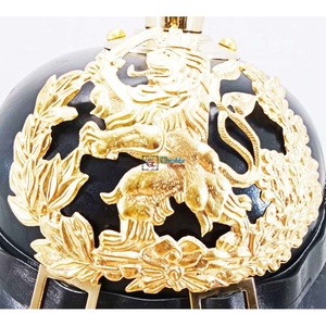 Casque d'armure en cuir médiéval en laiton Pickelhaube allemand bavarois Hesse historique portable fait à la main Souvenir de haute qualité - Product Image 2