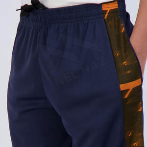 Shorts de basketball en polyester respirant à séchage rapide, design streetwear imprimé par sublimation, maille épaisse, certifié BSCI - Product Image 5