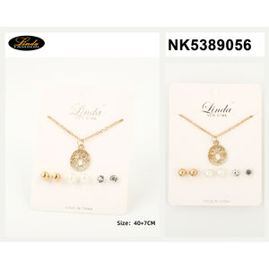 Conjunto de Joyería de Moda Chapado en Oro con Colgante de Elefante Linda y Pendientes de Botón para Mujer, Ideal para Fiestas, Joyería Metálica - Product Image 4