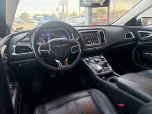 Precio bajo, Chrysler 2015 200C premium usado en venta - Product Image 2
