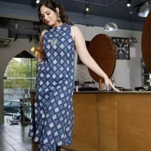 Commande en gros de vêtements décontractés, ensemble deux pièces, tissu mélangé de coton, motif imprimé, tailles disponibles de 36 à 44 - Product Image 1