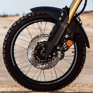 Kit Adesivi Compatibili per Moto Yamaha Tenere 700 2022, Adesivi per Cerchioni e Ruote - Product Image 1