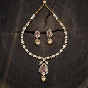 Kundan Necklace 173036 Elegant <b>Wedding</b> <b>Accessory</b> - Product Image 2