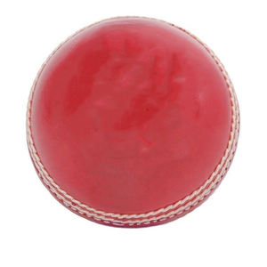 Balle en cuir imprimée par logo personnalisé de balle dure de cricket professionnel pour le service d'OEM de match de test disponible - Product Image 4