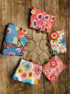 กระเป๋าปักลายสไตล์โบฮีเมียนที่ดีที่สุดสำหรับงานปักกระเป๋าถือกระเป๋าถือดีไซน์แฟนซีซับในขายส่ง - Product Image 2