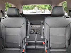 2022 At las SE SUV 4Motion Turbo Conduite à gauche Faible kilométrage Abordable - Product Image 4