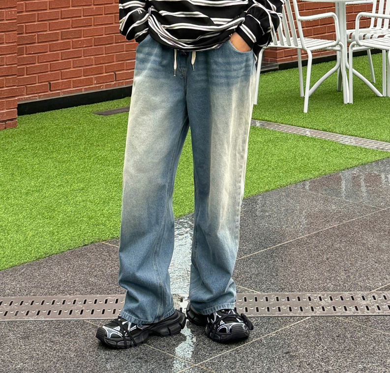 สีน้ำเงินกลาง