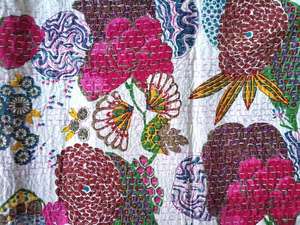 Couettes de travail Kantha réversibles faites à la main confortable couverture indienne Vintage Boho avec motif floral coton remplissage lot de gros - Product Image 4