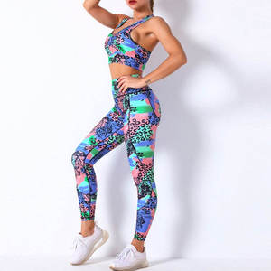 Soutien-gorge de sport pour femmes Sibrin Premium, maintien moyen, rembourré, dos nageur, respirant, sans couture, fabriqué sur mesure, entraînement, course à pied, yoga - Product Image 2