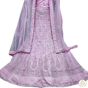 Diseñador Heavy Mirror Bordado Trabajo Lehenga Choli Estilo indio y pakistaní Boda y ropa nupcial en tela de red - Product Image 1