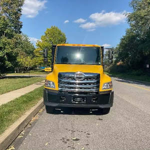 Camión de Plataforma L6 2023 – Potente Motor de 240 HP, Transmisión Automática de 6 Velocidades, Duradero para Uso Pesado y Comercial - Product Image 1