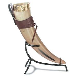 CORNE À BOIRE AVEC SUPPORT Corne Viking avec support en cuir Corne à boire Viking sculptée Antique Viking pour la fête de Noël - Product Image 1