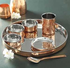 Vente en gros de vaisselle du fabricant en acier inoxydable cuivre traditionnel ensemble de 1 assiette Thali 5 bols 1 verre et 1 cuillère - Product Image 3