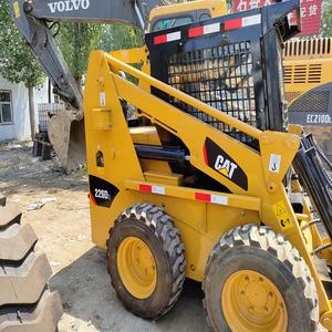 Compre en buen estado UNA MINICARGADORA usada CAT 226D3 con calidad superior y entrega rápida, perfecta para trabajos de construcción - Product Image 1