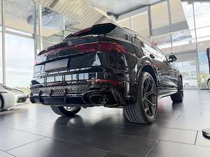 Nuevo Audi RSQ8 2025 4.0L Performance R20, Asientos de Cuero Oscuro Izquierdos, Techo Panorámico, Faros LED, SUV Automático, 640 HP - Product Image 6