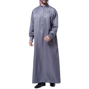 2023 nouvelles conceptions arabes Jubba pour hommes Thobe Dubaï vêtements musulmans Daffah gris teint personnalisé brodé thobes pour hommes - Product Image 5