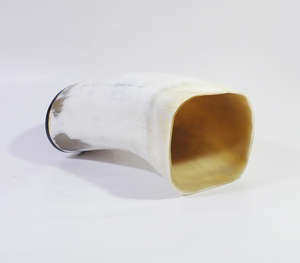 แก้วเขาควายแท้ทำมือ สีขาวและสีครีม สไตล์ไวกิ้งแบบดั้งเดิม ขัดเงา สำหรับดื่มมีด - Product Image 3