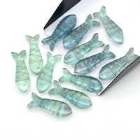 Perles de pierres précieuses en fluorite verte naturelle en forme de poisson sculptées à la main, 25 mm