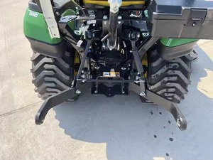 Mini Tractor Compacto John Deere 1025R, Tractor Utilitario Agrícola con Cargador Frontal, 4x4, para Trabajo Agrícola - Product Image 2