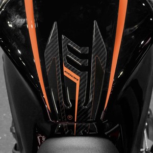 Protezione Serbatoio Moto 3D in Gel per Honda CBR 650 R, Adattabile su Misura - Product Image 1