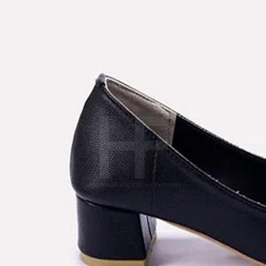 Chaussures légères pour femmes Chaussures pour femmes à impression couleur Nouveau design élégant Fabricant pakistanais Chaussures pour femmes - Product Image 5