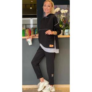 Completo da donna con cappuccio nero con dettaglio con orlo armato (si consiglia una vestibilità ampia, 1 taglia più piccola)