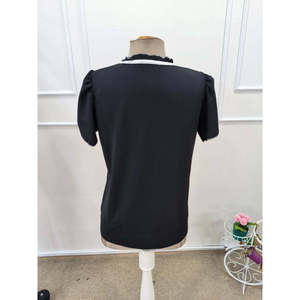 Blusa de Crepé de Manga Corta para Mujer con Cuello con Volantes y Detalle de Cordones, 35647 - Negro - Product Image 6