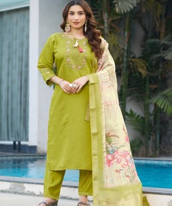 DERNIÈRE VISCOSE SOIE MULTI FIL DE BRODERIE, AVEC TRAVAIL À LA MAIN HAUT BAS AVEC DUPATTA BUREAU WEAR PRIX DE GROS VÊTEMENT ETHNIQUE - Product Image 4