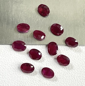 Rubis africain 100% naturel chauffé, taille ovale calibrée de 3,5-4,5 mm, couleur rouge rosé, 7,77 carats, pierre précieuse en vrac pour la fabrication de bijoux - Product Image 3