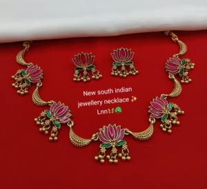 ชุดสร้อยคอทำมือเคลือบทองมินาคาริแบบด้าน ราคาประหยัด ดีไซน์ทันสมัย เหมาะสำหรับงานหมั้นและงานปาร์ตี้ - Product Image 1