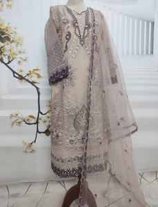 Costume 3 pièces indien de créateur Robe fantaisie Pantalon et filet Dupatta pour fête Robe 3 pièces élégante en mousseline de soie Costume de soirée - Product Image 4