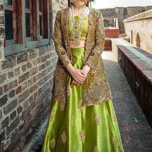 ATIYA LIBAS, Blusa de Novia con Bordado Indio/Pakistaní, Vestido Lehenga Choli, Adornado con Cuentas de Cristal y Piedras, Ropa de Boda - Product Image 1