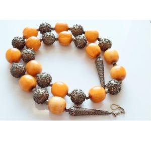 Taille personnalisée disponible couleur collier de perles de résine pour les fêtes de mariage fiançailles fêtes de noël et vêtements de bureau - Product Image 4